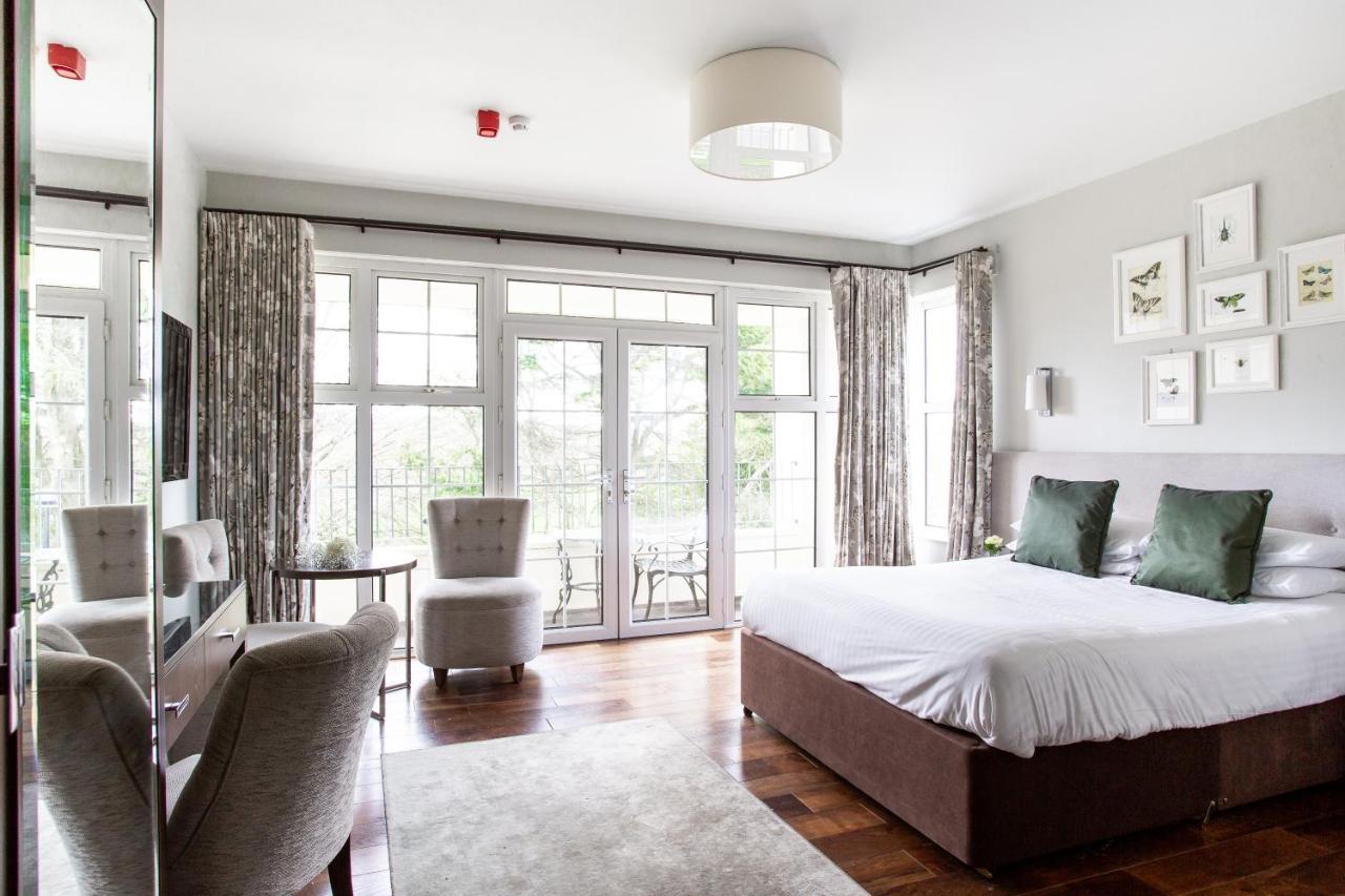 Millbrook Lodge Hotel Ballynahinch Buitenkant foto