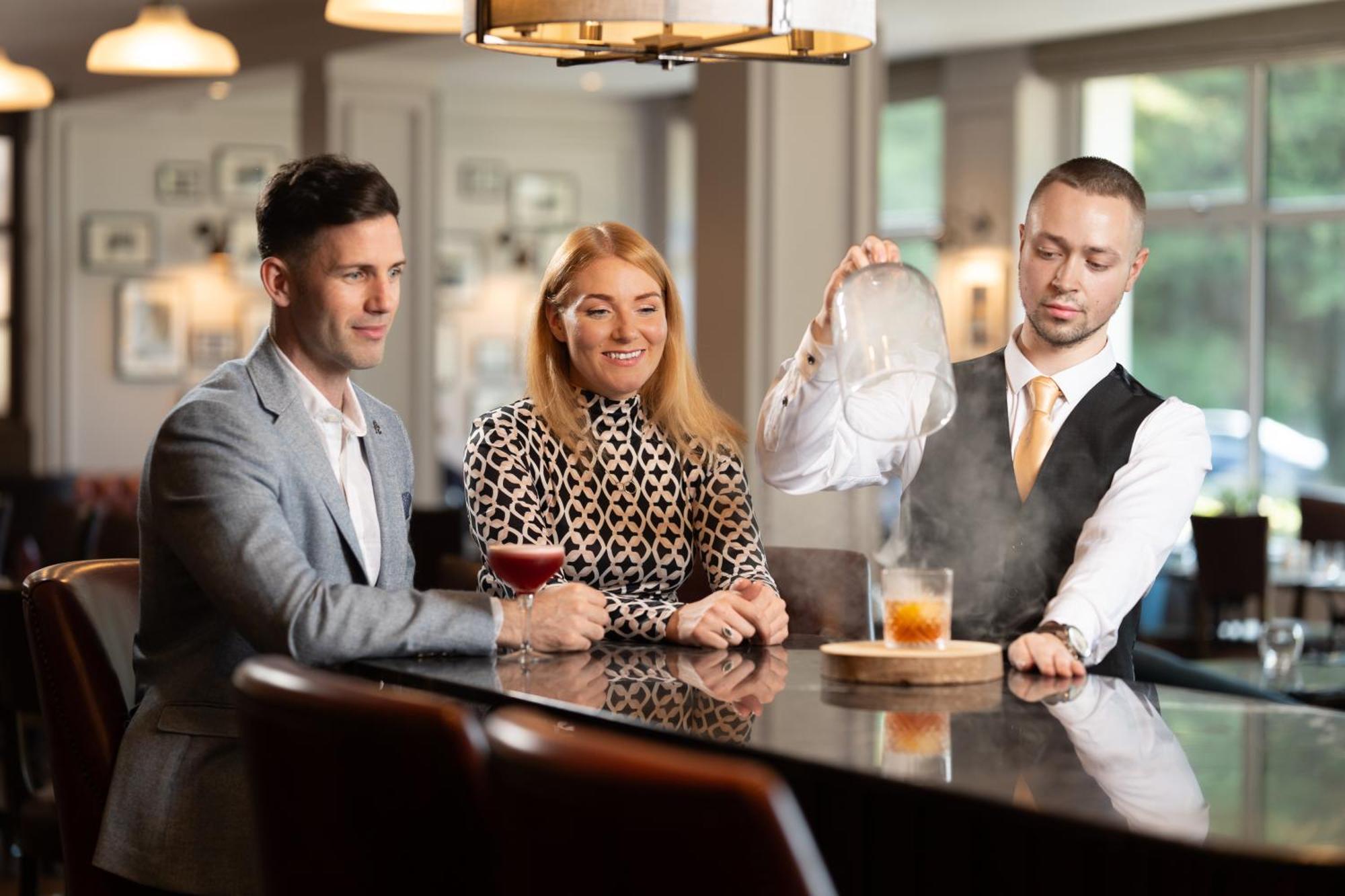 Millbrook Lodge Hotel Ballynahinch Buitenkant foto